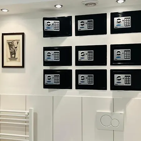 아파트 Etrier Damier